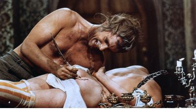 DESADE_-_STILLS_013.jpg