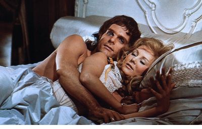 DESADE_-_STILLS_015.jpg
