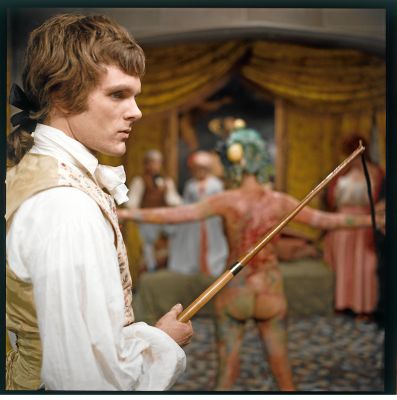 DESADE_-_STILLS_016.jpg