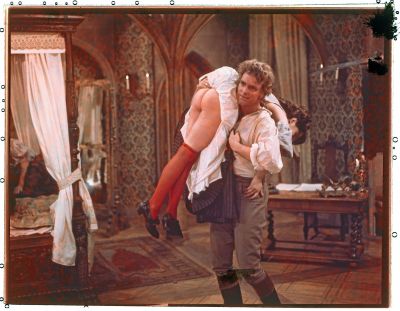 DESADE_-_STILLS_020.jpg