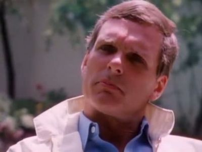 2010_THE_ODYSSEY_CONTINUES_FEATURETTE_016.jpg