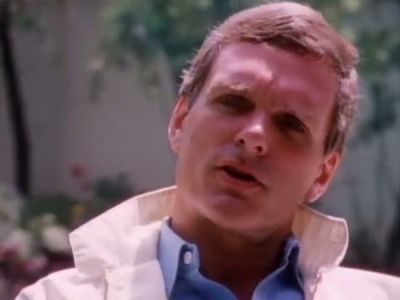2010_THE_ODYSSEY_CONTINUES_FEATURETTE_019.jpg