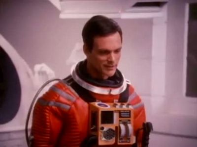 2010_THE_ODYSSEY_CONTINUES_FEATURETTE_063.jpg