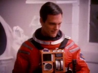 2010_THE_ODYSSEY_CONTINUES_FEATURETTE_076.jpg