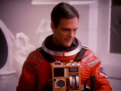 2010_THE_ODYSSEY_CONTINUES_FEATURETTE_077.jpg