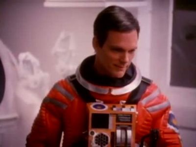 2010_THE_ODYSSEY_CONTINUES_FEATURETTE_081.jpg