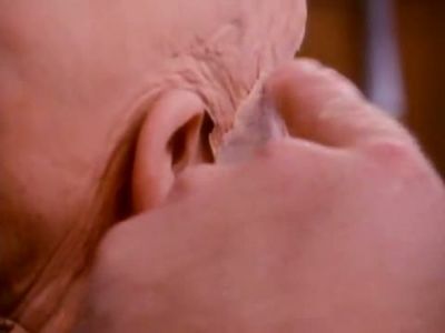 2010_THE_ODYSSEY_CONTINUES_FEATURETTE_129.jpg