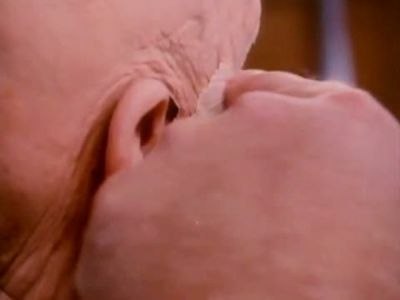 2010_THE_ODYSSEY_CONTINUES_FEATURETTE_133.jpg