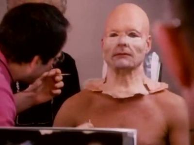 2010_THE_ODYSSEY_CONTINUES_FEATURETTE_142.jpg