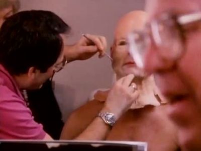 2010_THE_ODYSSEY_CONTINUES_FEATURETTE_153.jpg