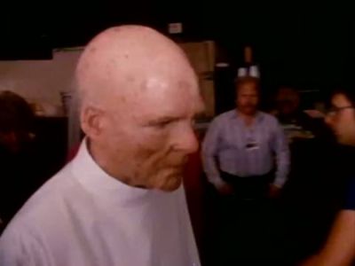 2010_THE_ODYSSEY_CONTINUES_FEATURETTE_171.jpg