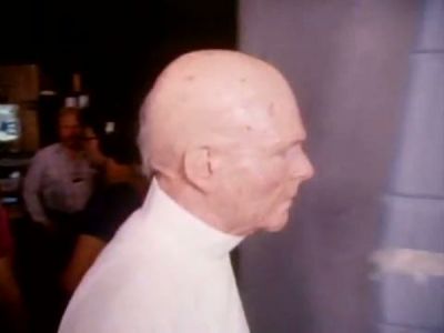 2010_THE_ODYSSEY_CONTINUES_FEATURETTE_177.jpg