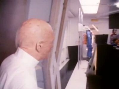2010_THE_ODYSSEY_CONTINUES_FEATURETTE_184.jpg