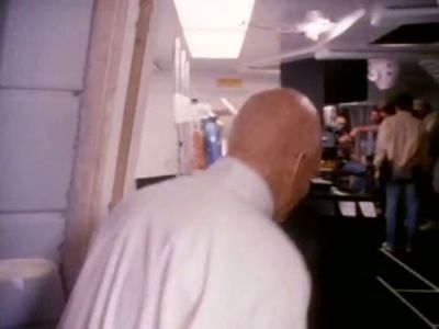 2010_THE_ODYSSEY_CONTINUES_FEATURETTE_189.jpg