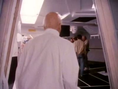 2010_THE_ODYSSEY_CONTINUES_FEATURETTE_195.jpg