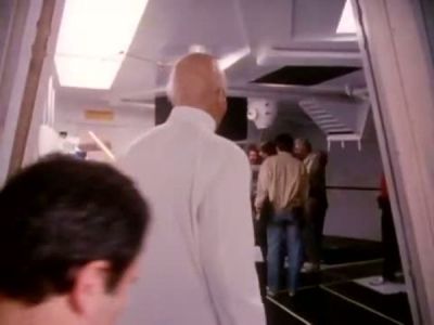 2010_THE_ODYSSEY_CONTINUES_FEATURETTE_198.jpg