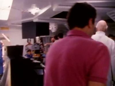 2010_THE_ODYSSEY_CONTINUES_FEATURETTE_210.jpg