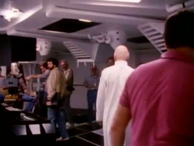 2010_THE_ODYSSEY_CONTINUES_FEATURETTE_213.jpg