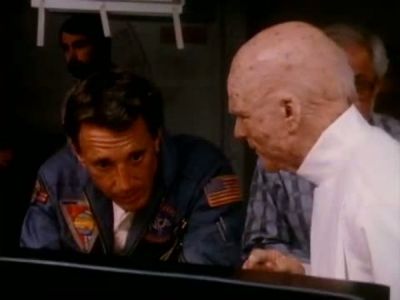 2010_THE_ODYSSEY_CONTINUES_FEATURETTE_239.jpg