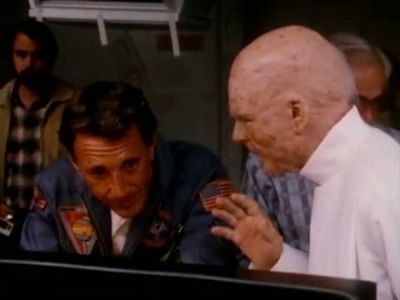 2010_THE_ODYSSEY_CONTINUES_FEATURETTE_257.jpg