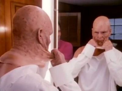 2010_THE_ODYSSEY_CONTINUES_FEATURETTE_279.jpg