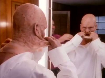 2010_THE_ODYSSEY_CONTINUES_FEATURETTE_285.jpg