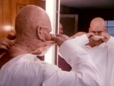 2010_THE_ODYSSEY_CONTINUES_FEATURETTE_292.jpg