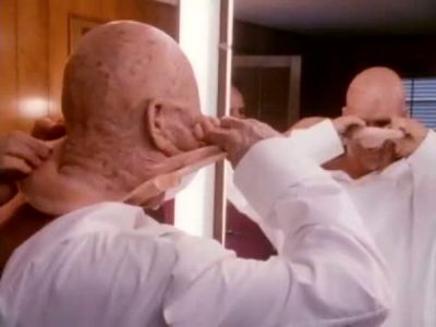 2010_THE_ODYSSEY_CONTINUES_FEATURETTE_294.jpg