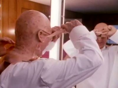 2010_THE_ODYSSEY_CONTINUES_FEATURETTE_322.jpg