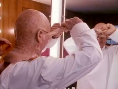 2010_THE_ODYSSEY_CONTINUES_FEATURETTE_325.jpg