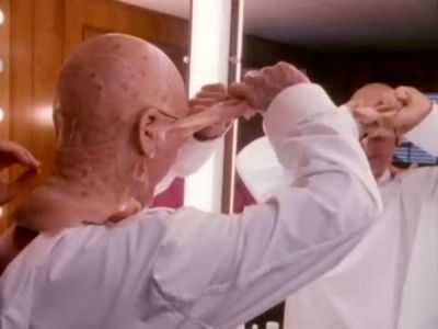 2010_THE_ODYSSEY_CONTINUES_FEATURETTE_326.jpg