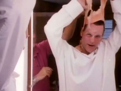 2010_THE_ODYSSEY_CONTINUES_FEATURETTE_362.jpg