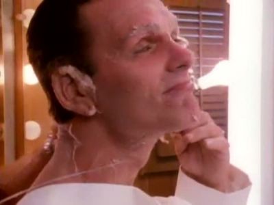 2010_THE_ODYSSEY_CONTINUES_FEATURETTE_415.jpg