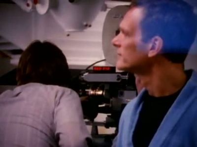 2010_THE_ODYSSEY_CONTINUES_FEATURETTE_464.jpg
