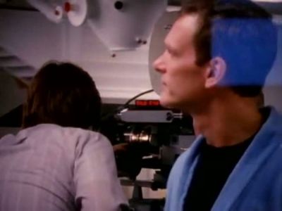 2010_THE_ODYSSEY_CONTINUES_FEATURETTE_467.jpg