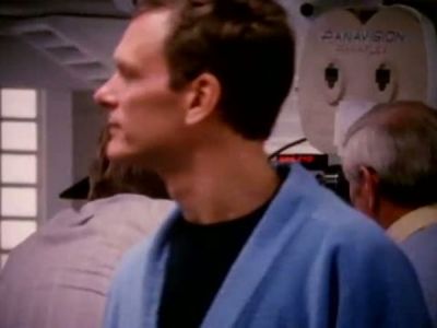2010_THE_ODYSSEY_CONTINUES_FEATURETTE_474.jpg