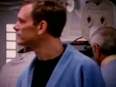 2010_THE_ODYSSEY_CONTINUES_FEATURETTE_476.jpg