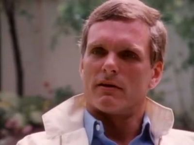 2010_THE_ODYSSEY_CONTINUES_FEATURETTE_509.jpg