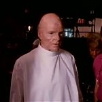 2010_THE_ODYSSEY_CONTINUES_FEATURETTE_157.jpg