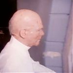 2010_THE_ODYSSEY_CONTINUES_FEATURETTE_179.jpg