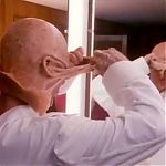 2010_THE_ODYSSEY_CONTINUES_FEATURETTE_315.jpg