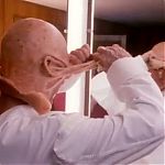 2010_THE_ODYSSEY_CONTINUES_FEATURETTE_316.jpg