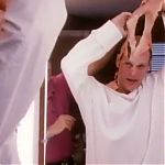 2010_THE_ODYSSEY_CONTINUES_FEATURETTE_358.jpg