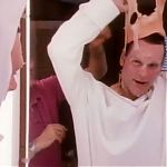 2010_THE_ODYSSEY_CONTINUES_FEATURETTE_363.jpg