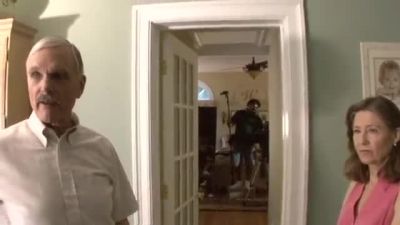 ISNT_IT_DELICIOUS_-_BEHIND_THE_SCENES_105.jpg
