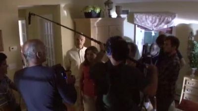 ISNT_IT_DELICIOUS_-_BEHIND_THE_SCENES_145.jpg