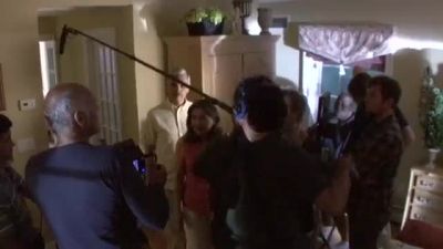 ISNT_IT_DELICIOUS_-_BEHIND_THE_SCENES_147.jpg