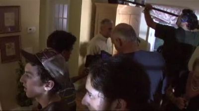 ISNT_IT_DELICIOUS_-_BEHIND_THE_SCENES_162.jpg