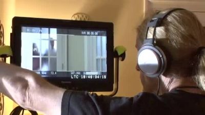 ISNT_IT_DELICIOUS_-_BEHIND_THE_SCENES_272.jpg