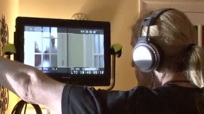 ISNT_IT_DELICIOUS_-_BEHIND_THE_SCENES_276.jpg